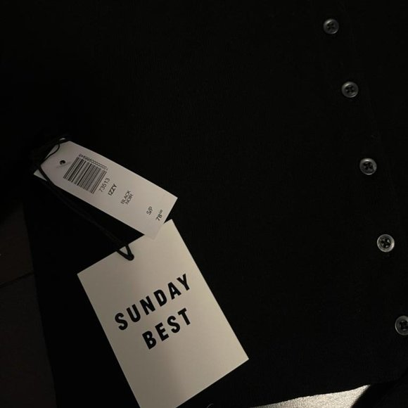 Aritzia Sunday Best Izzy Cardigan Cropped Black NWT - Picture 5 of 5